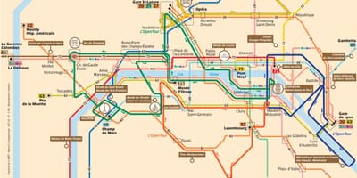 巴黎城市的旅游巴士地图